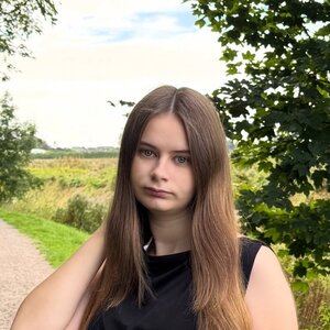 Angelina_Dehlow