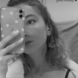 Eva_tvrs