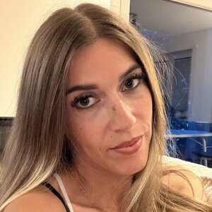 julia-sophie777